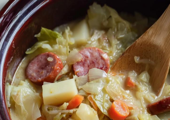 Slow Cooker Cajun Cabbage Stew